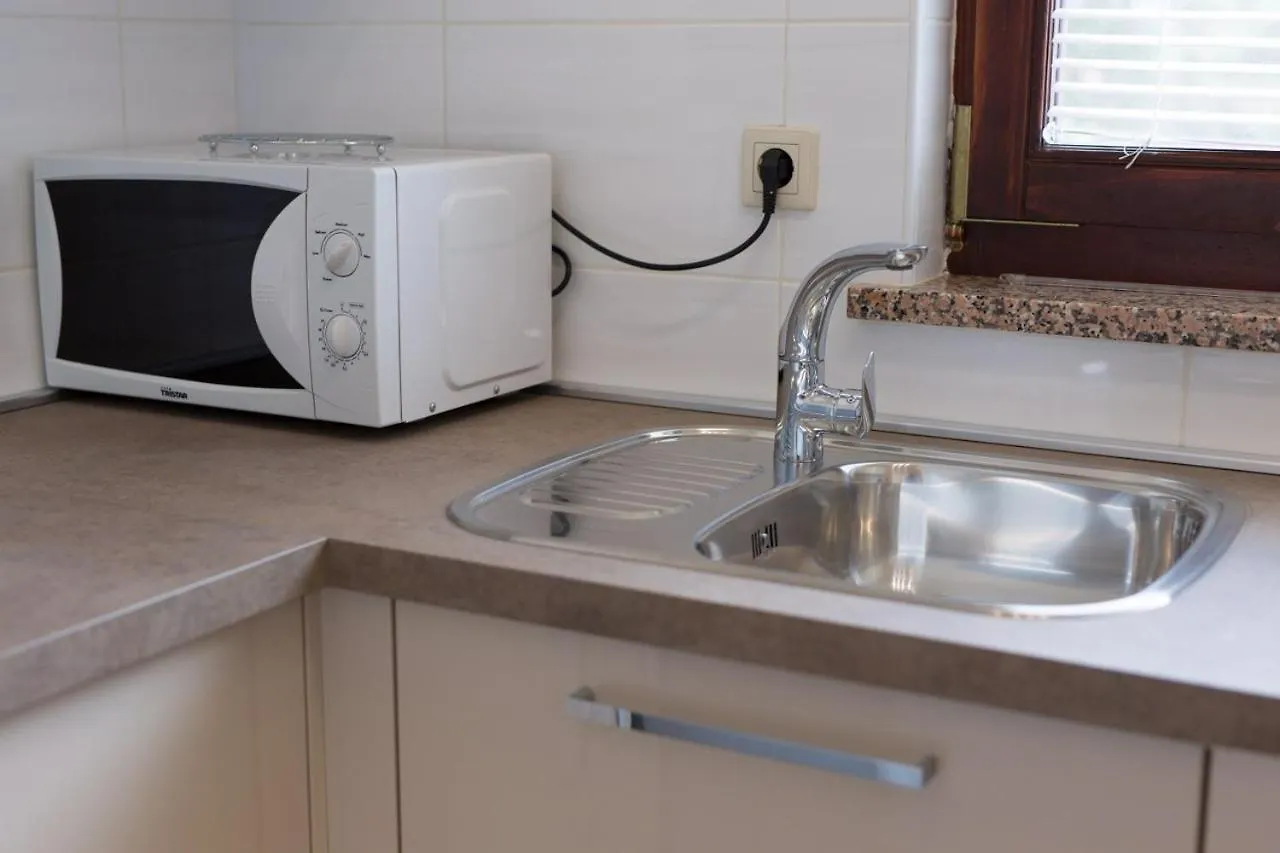 Apartment In Bogovici - Insel Krk 43301 Malinska 0*,  Croatia